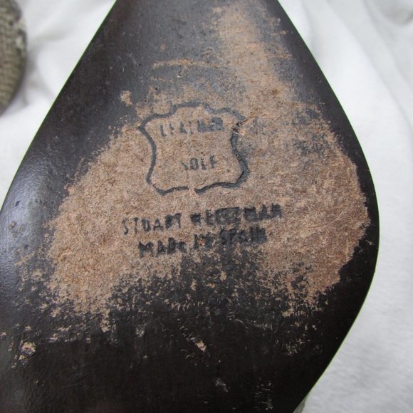 Stuart Weitzman Python Print Pump Heels - Picture 15 of 16